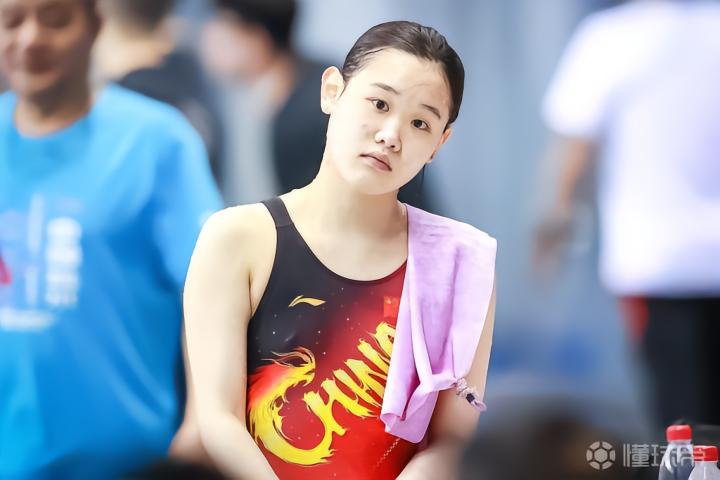U23男足官方阵型442：：中场依木兰同伴吴曦，，，锋线向余望蒯纪闻