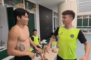 加拿大U17VS西班牙U18角逐精彩瞬间